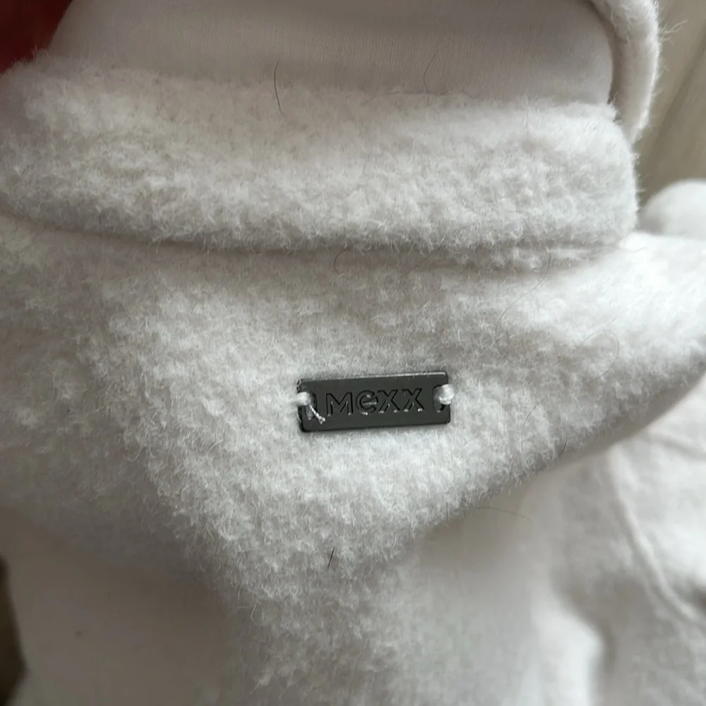 Long Shacket - Picture 10 of 10